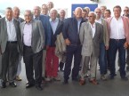 Les anciens membres du comité central de l’UPSA et ses membres actuels, ainsi que les anciens présidents de section décorés de l’insigne d’or.